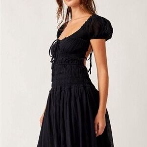 Black feeling Bonita strapped back black dress